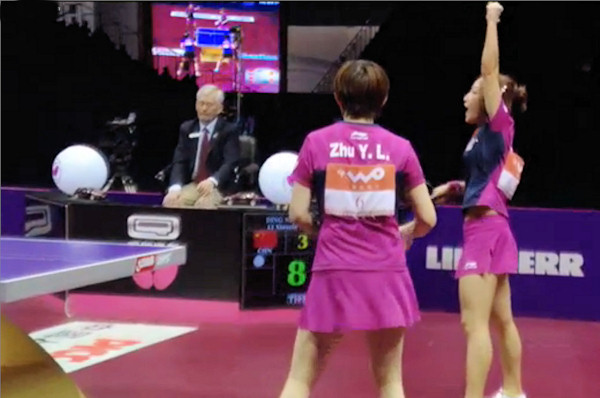 2015 World Championship Women's Doubles Champions - LIU Shiwen and ZHU Yuling