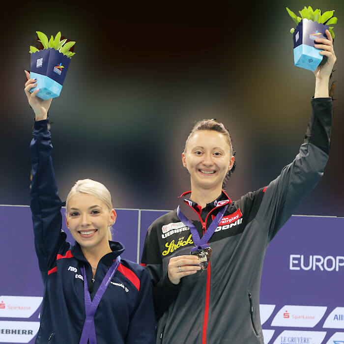 2022 European Championships Women's Doubles winners - Bernadette Szocs (Romania) and Sofia Polcanova (Austria)