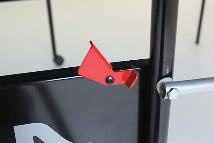 Stiga Impact T8621b table tennis table locking mechanism