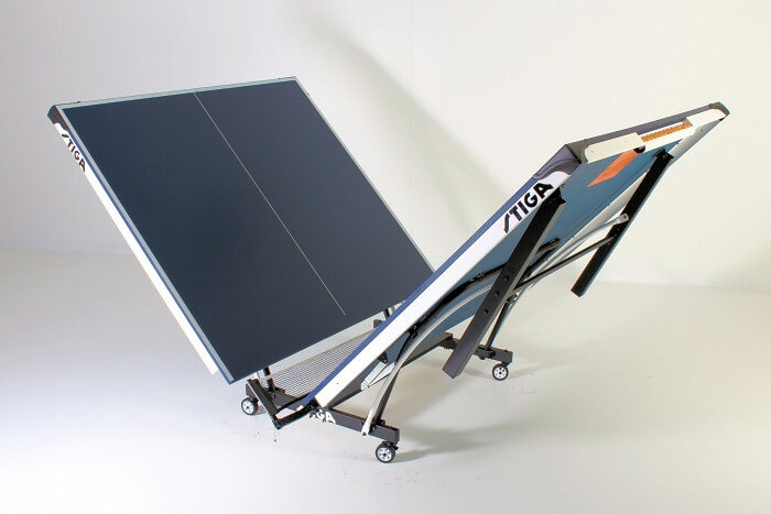 Stiga Tournament Series STS 185 T8521 table tennis table being erected
