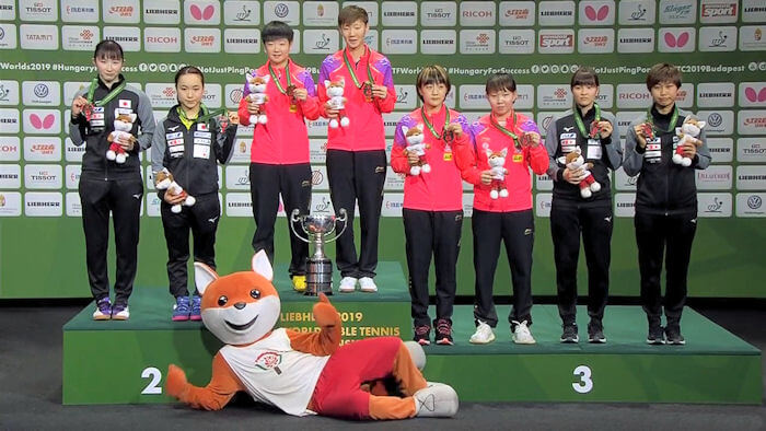 2019 World Championships - Women's Doubles podium