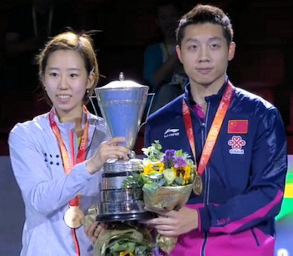 2015 World Championship Mixed Doubles Champions - Yang Haeun (South Korea) and Xu Xin (China)