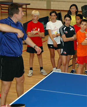 How to play table tennis